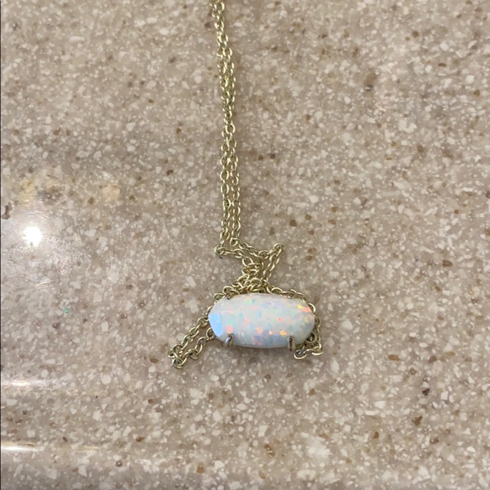 Kendra Scott necklace.